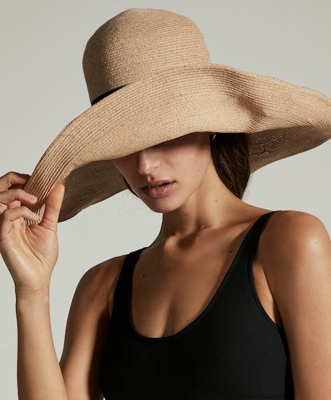 Модные фетровые шляпы-2023 женственных фасонов